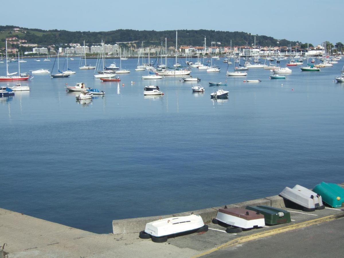 Port Caneta Hendaye Appt 55 M Class 2 Etoiles Exterior photo